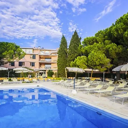 Resort Th 4*