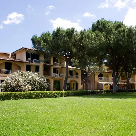 Resort Club Lacona
