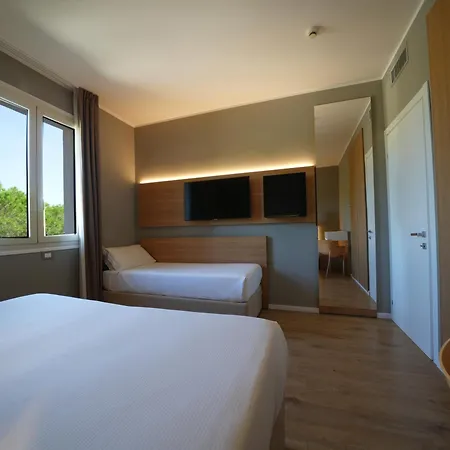 Club Resort 4*
