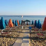 Th Θέρετρο